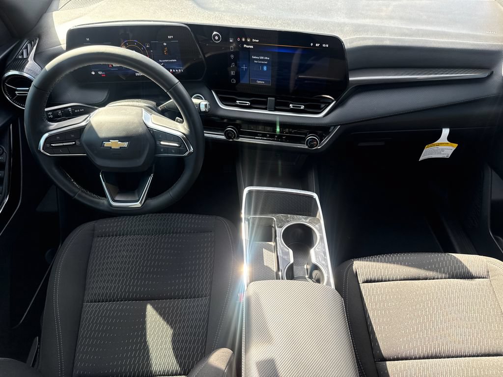 Used 2025 Chevrolet Equinox LT w/ Safety and Technology Package FWD image 11