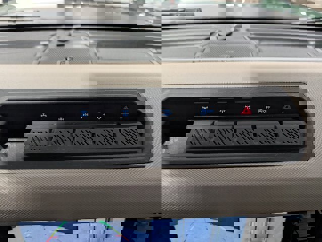 Used 2023 Ford Bronco Wildtrak image 30