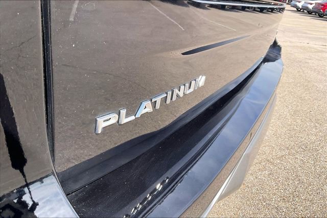 Used 2025 Ford Expedition Max Platinum AWD/4WD image 7