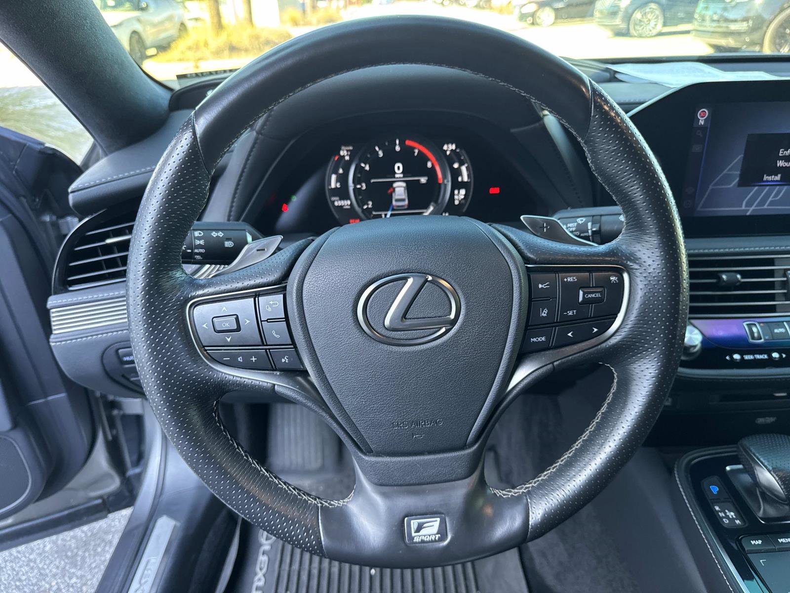 Used 2022 Lexus LS 500 F Sport w/ Accessory Package (Z2) image 27