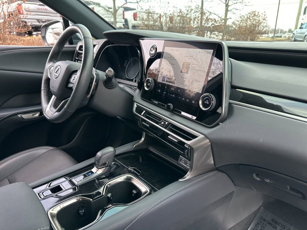 Used 2023 Lexus RX 350 FWD image 24