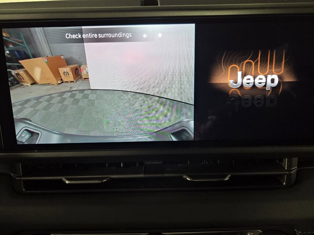New 2026 Jeep Gladiator Sport AWD/4WD image 10