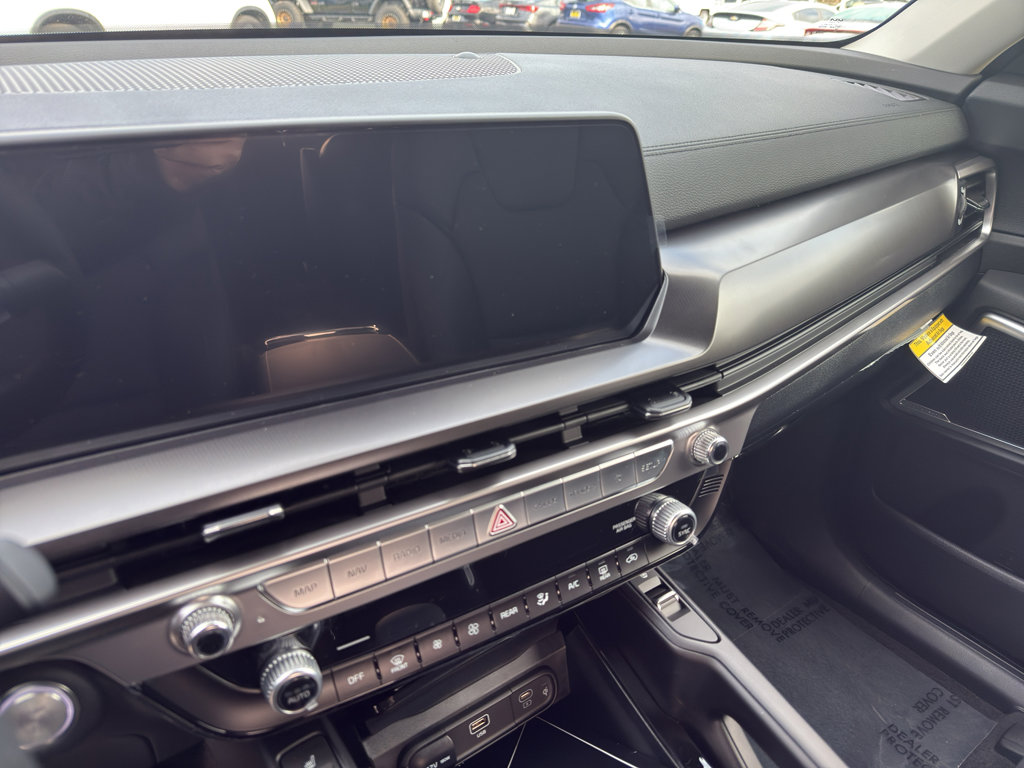 New 2025 Kia Telluride S image 14