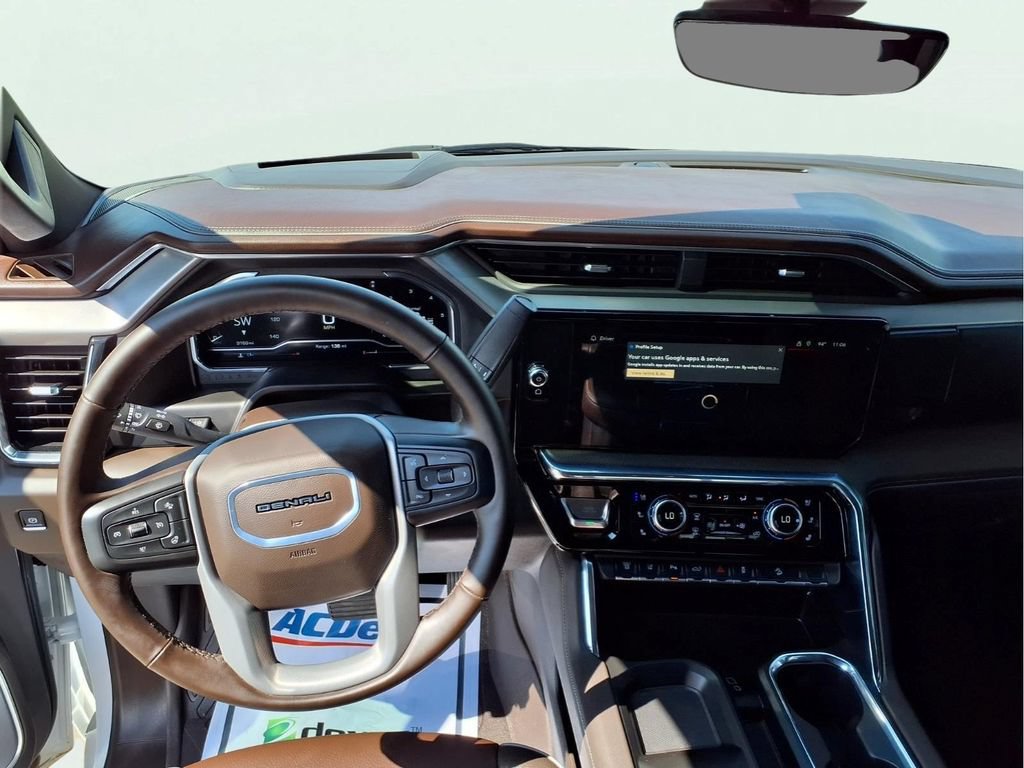 Used 2025 GMC Sierra 2500 Denali w/ Denali Reserve Package AWD/4WD image 9