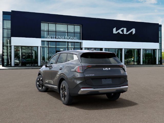 New 2026 Kia Sportage LX FWD image 4