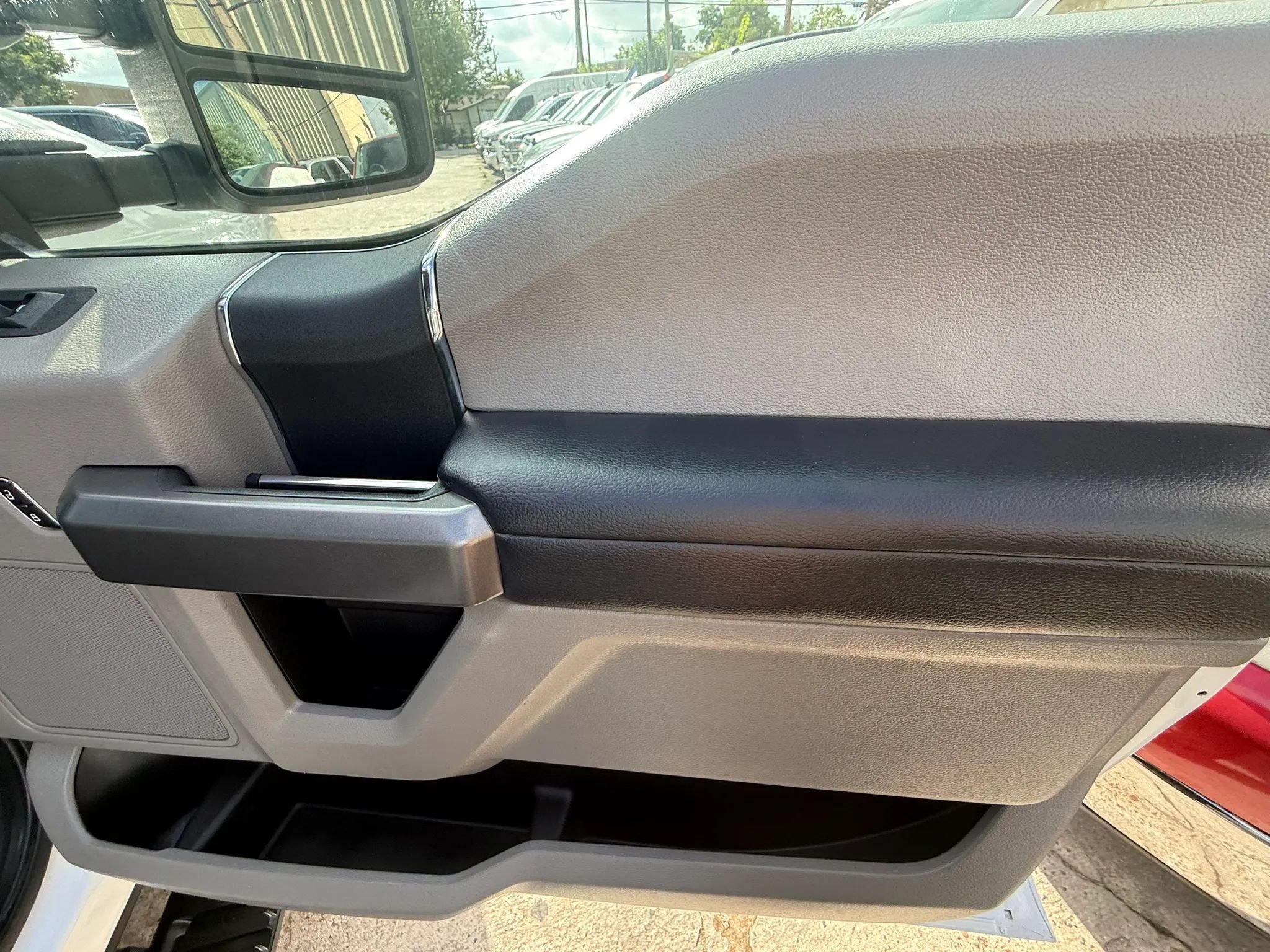 Used 2019 Ford F350 XLT AWD/4WD image 21