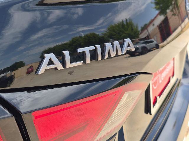 Certified 2025 Nissan Altima 2.5 SV FWD image 15