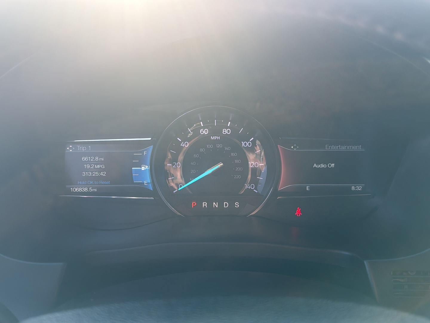 Used 2018 Ford Explorer XLT w/ Equipment Group 202A AWD/4WD image 17