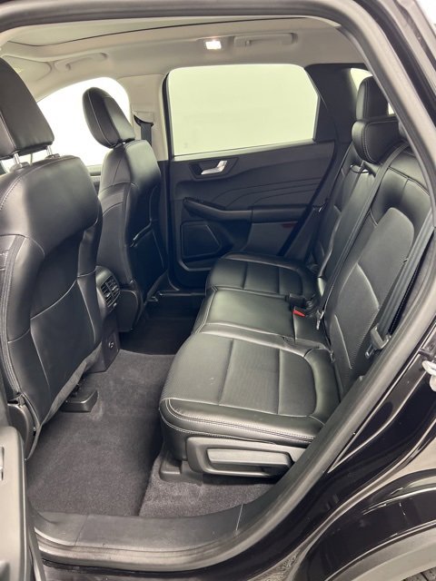 Used 2022 Ford Escape Titanium w/ Class II Trailer Tow Package image 16