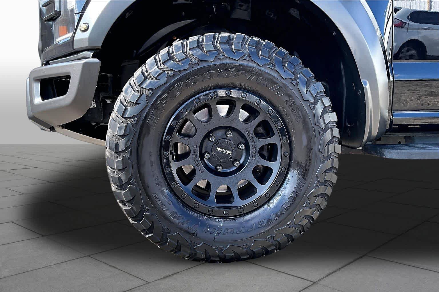 Used 2020 Ford F150 Raptor w/ Equipment Group 802A Luxury AWD/4WD image 11