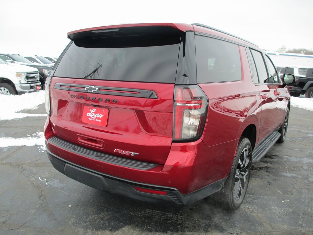 Used 2023 Chevrolet Suburban RST w/ Luxury Package image 6