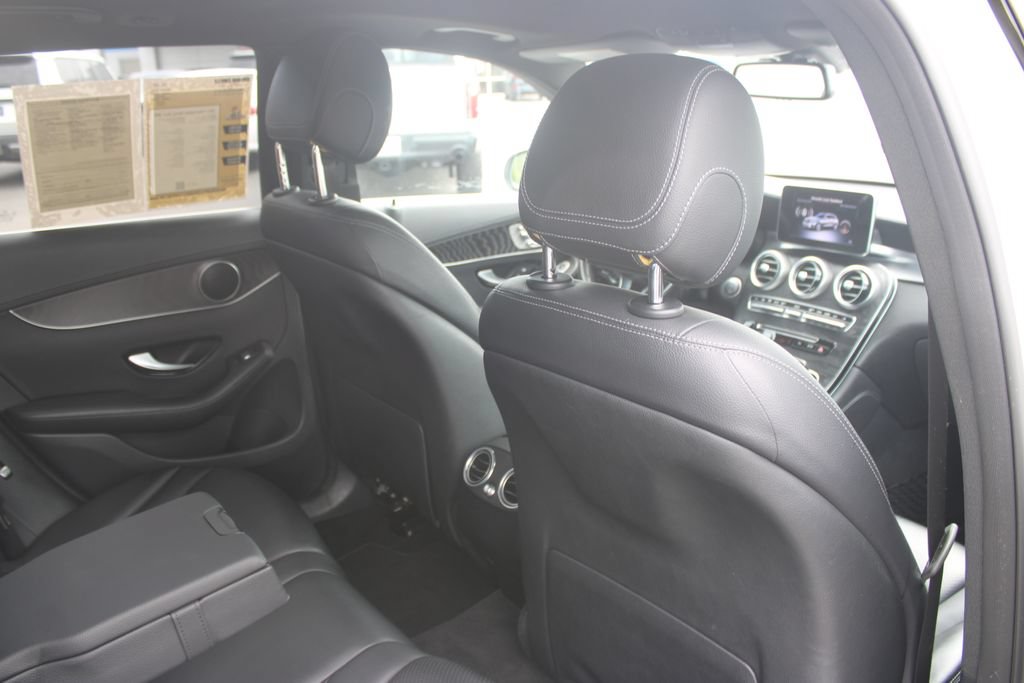Used 2017 Mercedes-Benz GLC 300 image 32