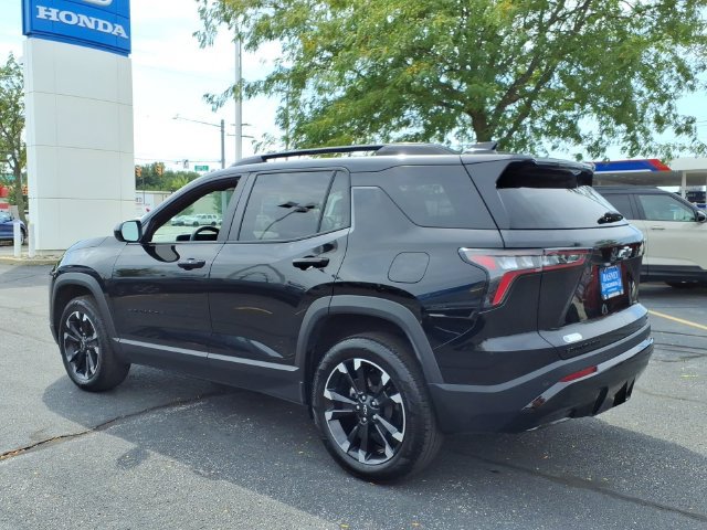 Used 2025 Chevrolet Equinox RS AWD/4WD image 7