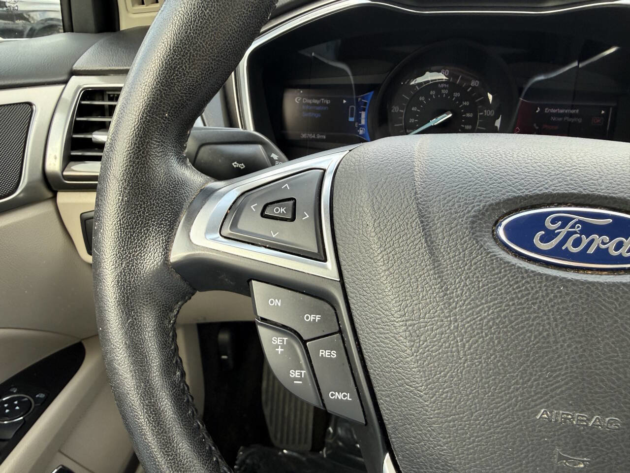 Used 2017 Ford Fusion Energi SE image 15