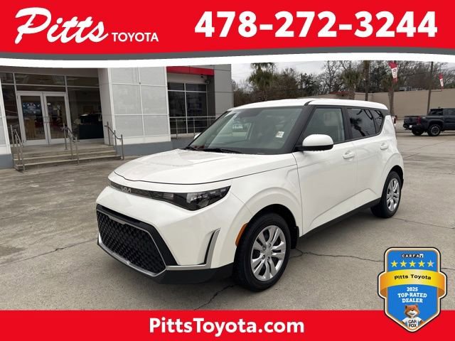 Used 2025 Kia Soul LX image 1