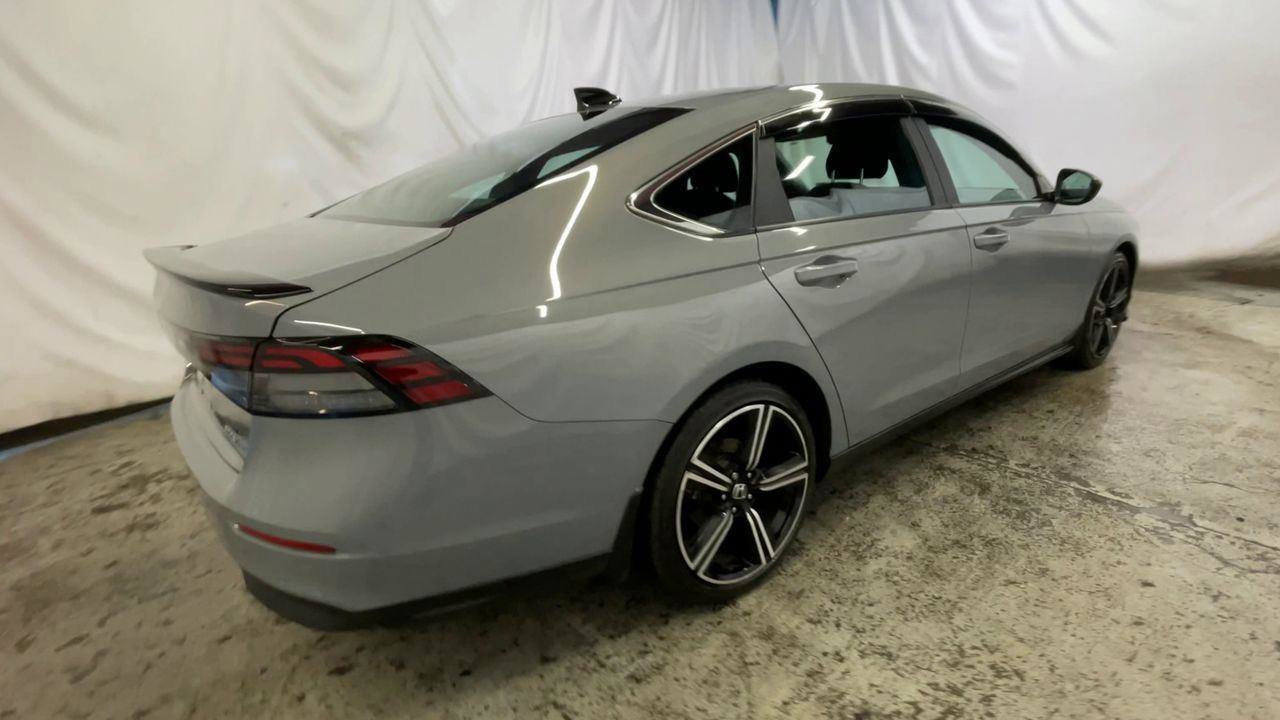 Certified 2025 Honda Accord Sport image 8