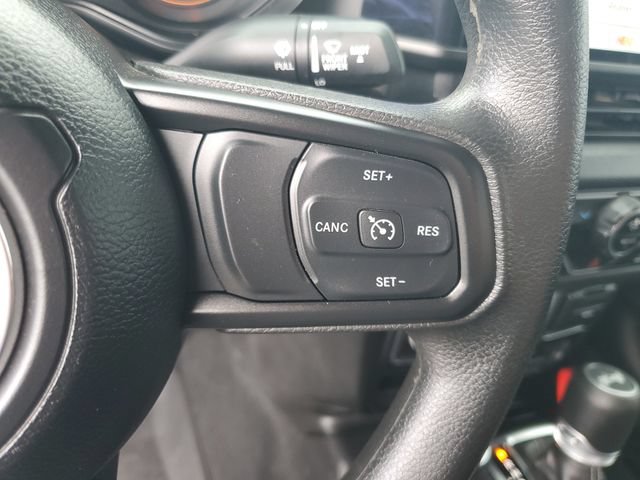 Used 2025 Jeep Wrangler Sport AWD/4WD image 29