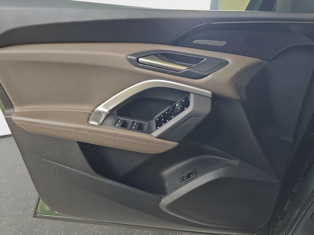 Certified 2025 Audi Q5 Prestige AWD/4WD image 26