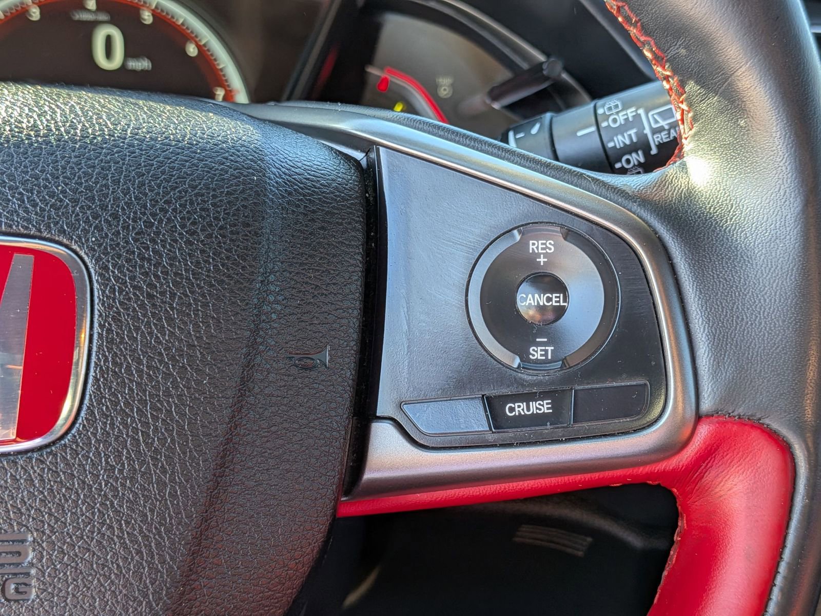 Used 2018 Honda Civic Type R image 19