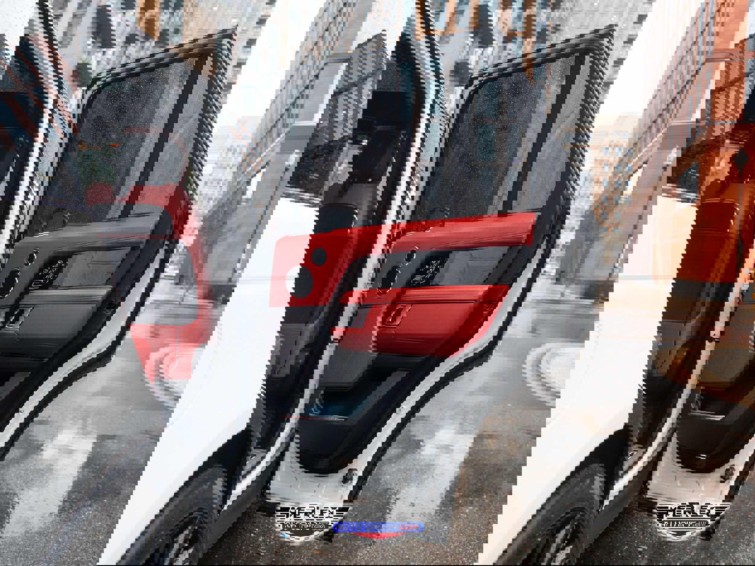 Used 2021 Land Rover Range Rover Autobiography image 47