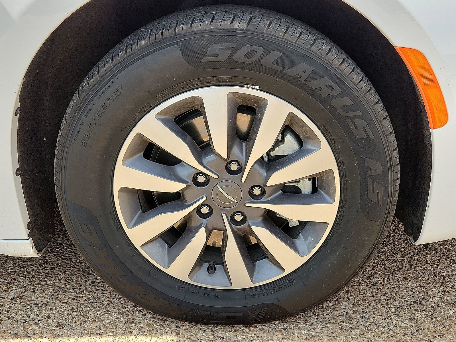 Used 2024 Chrysler Pacifica Select image 7