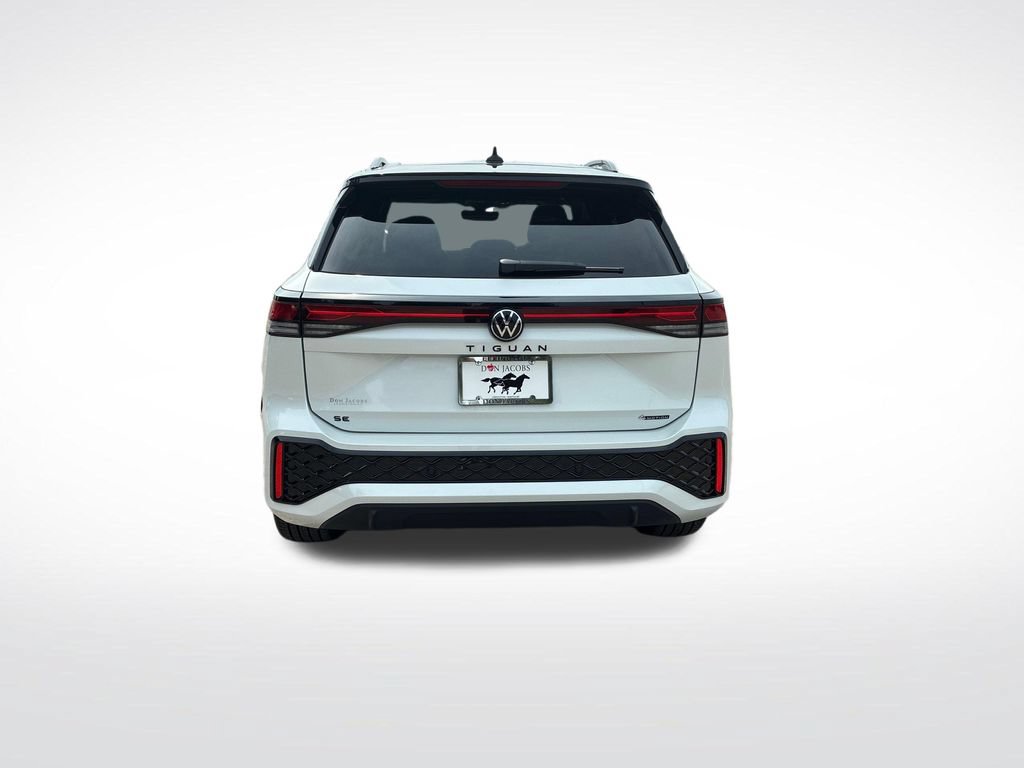 New 2026 Volkswagen Tiguan SE R-Line AWD/4WD image 4