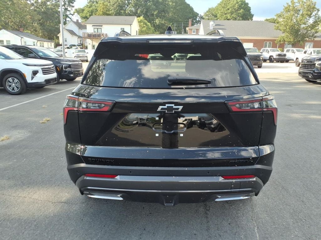 New 2026 Chevrolet Equinox ACTIV w/ Convenience Package III FWD image 6