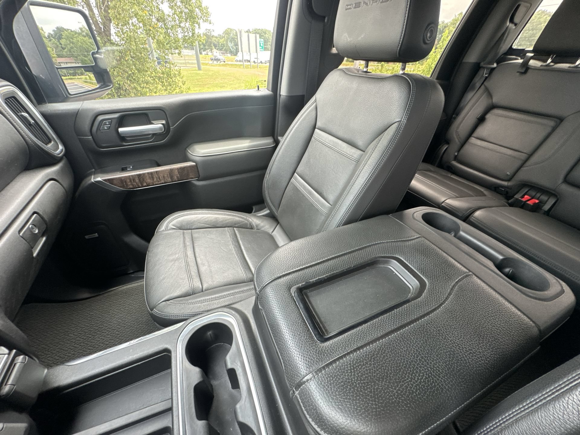 Used 2020 GMC Sierra 2500 Denali w/ Denali Ultimate Package AWD/4WD image 21