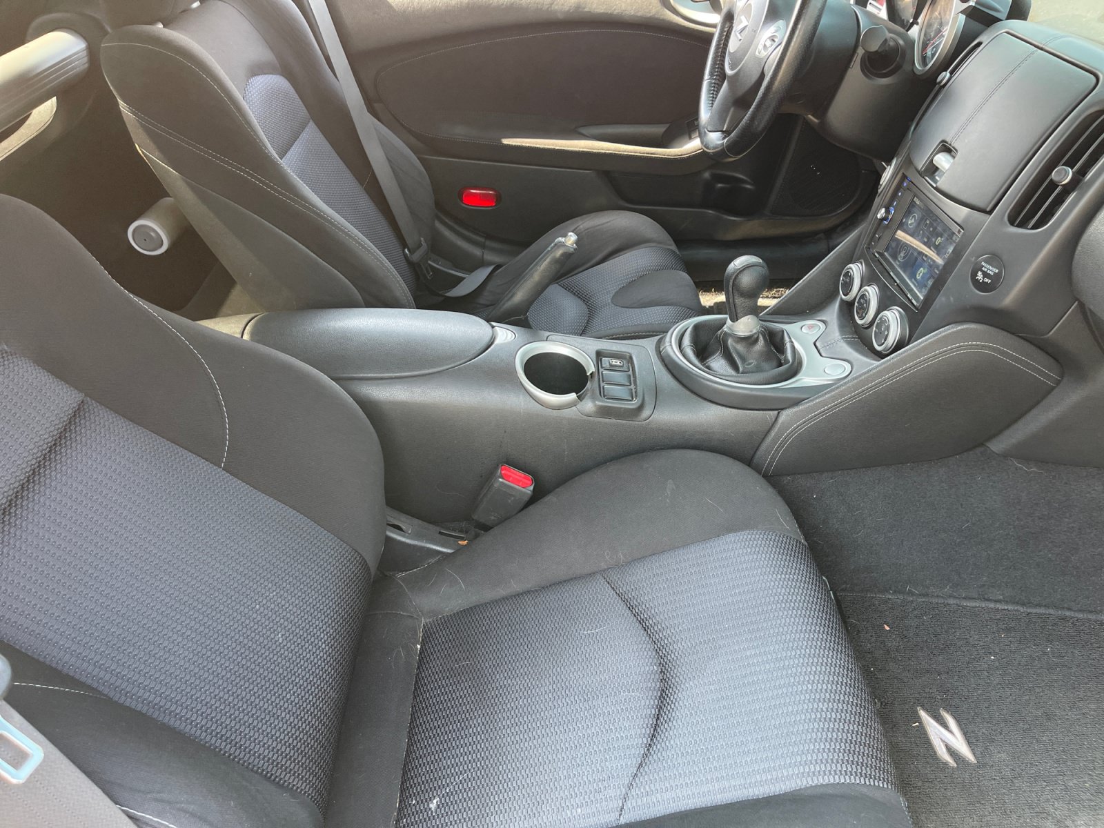 Used 2009 Nissan 370Z Coupe RWD image 16