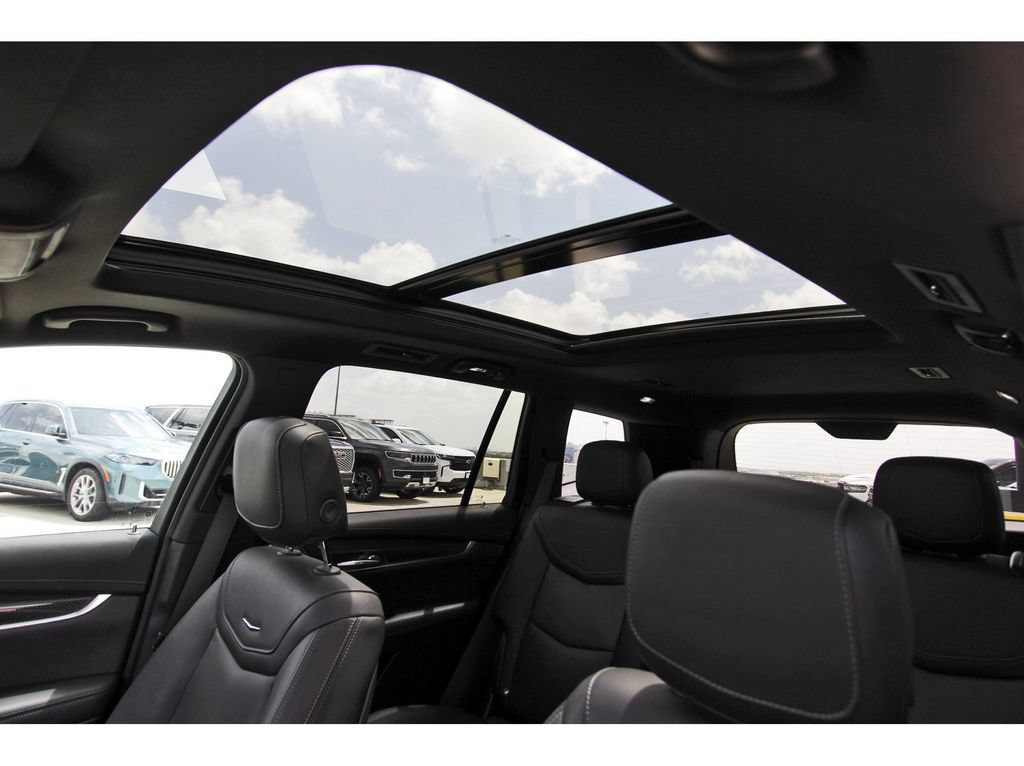 Certified 2024 Cadillac XT6 Sport AWD/4WD image 29