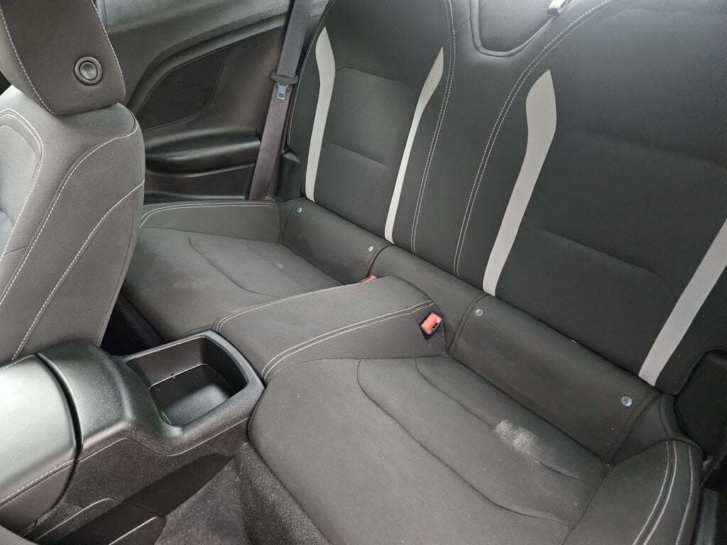 Used 2022 Chevrolet Camaro LT w/ Technology Package RWD image 19