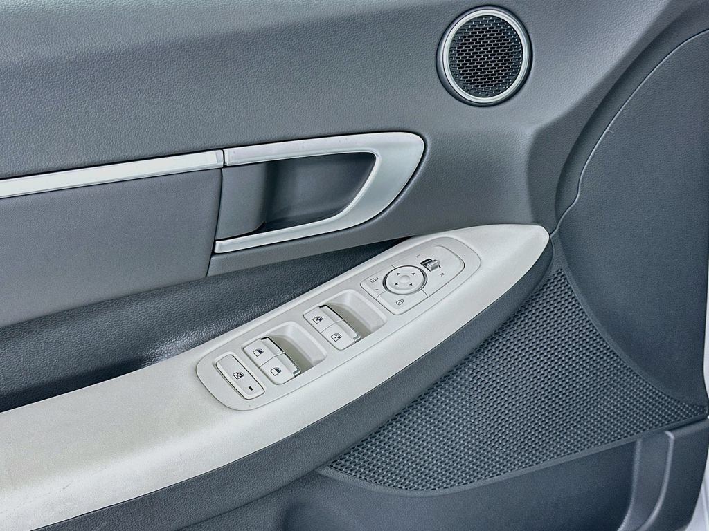 New 2026 Hyundai Sonata SEL FWD image 19