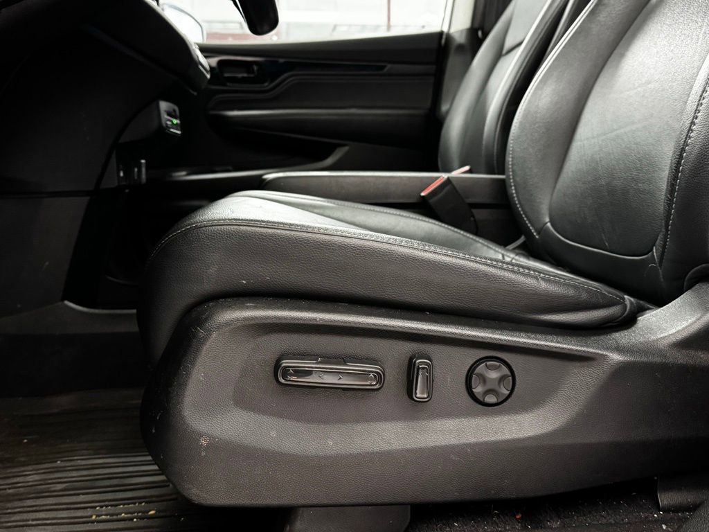 Used 2022 Honda Odyssey Touring image 8