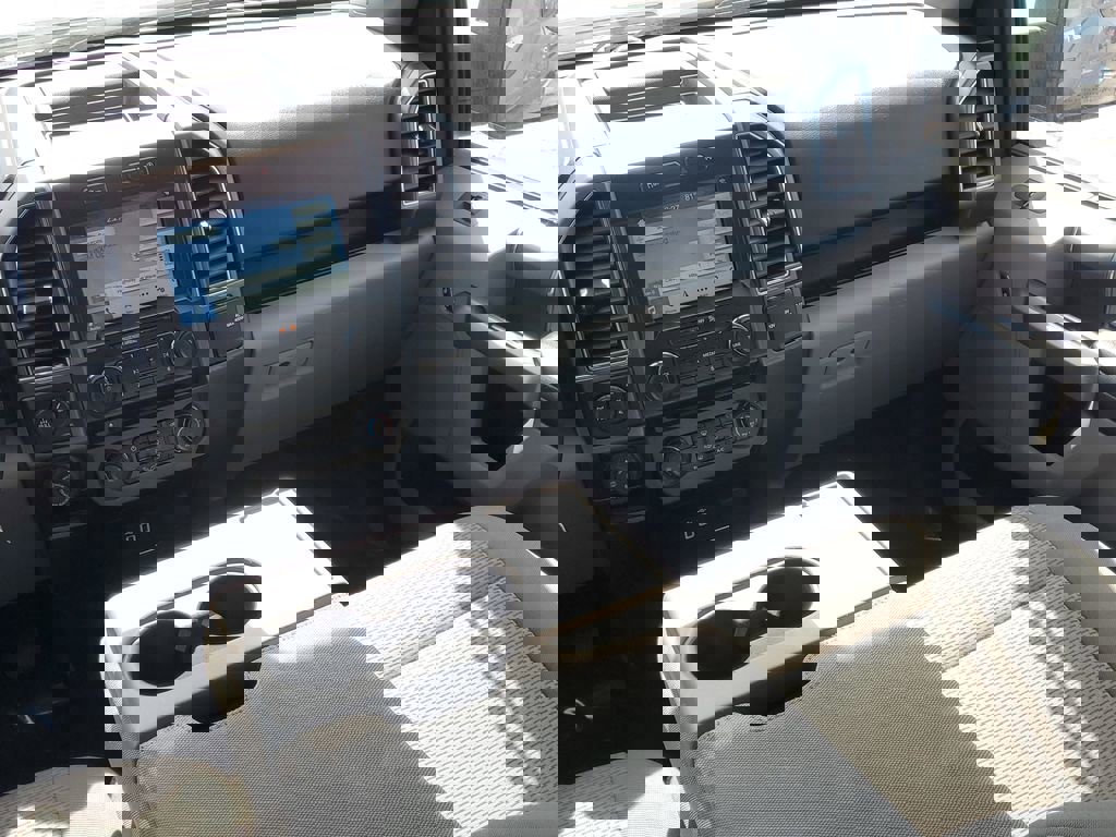 Used 2018 Ford F150 XLT w/ Equipment Group 302A Luxury image 14