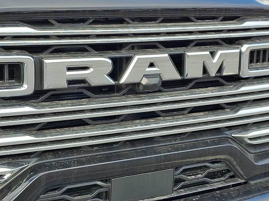 New 2026 RAM 2500 Laramie AWD/4WD image 13
