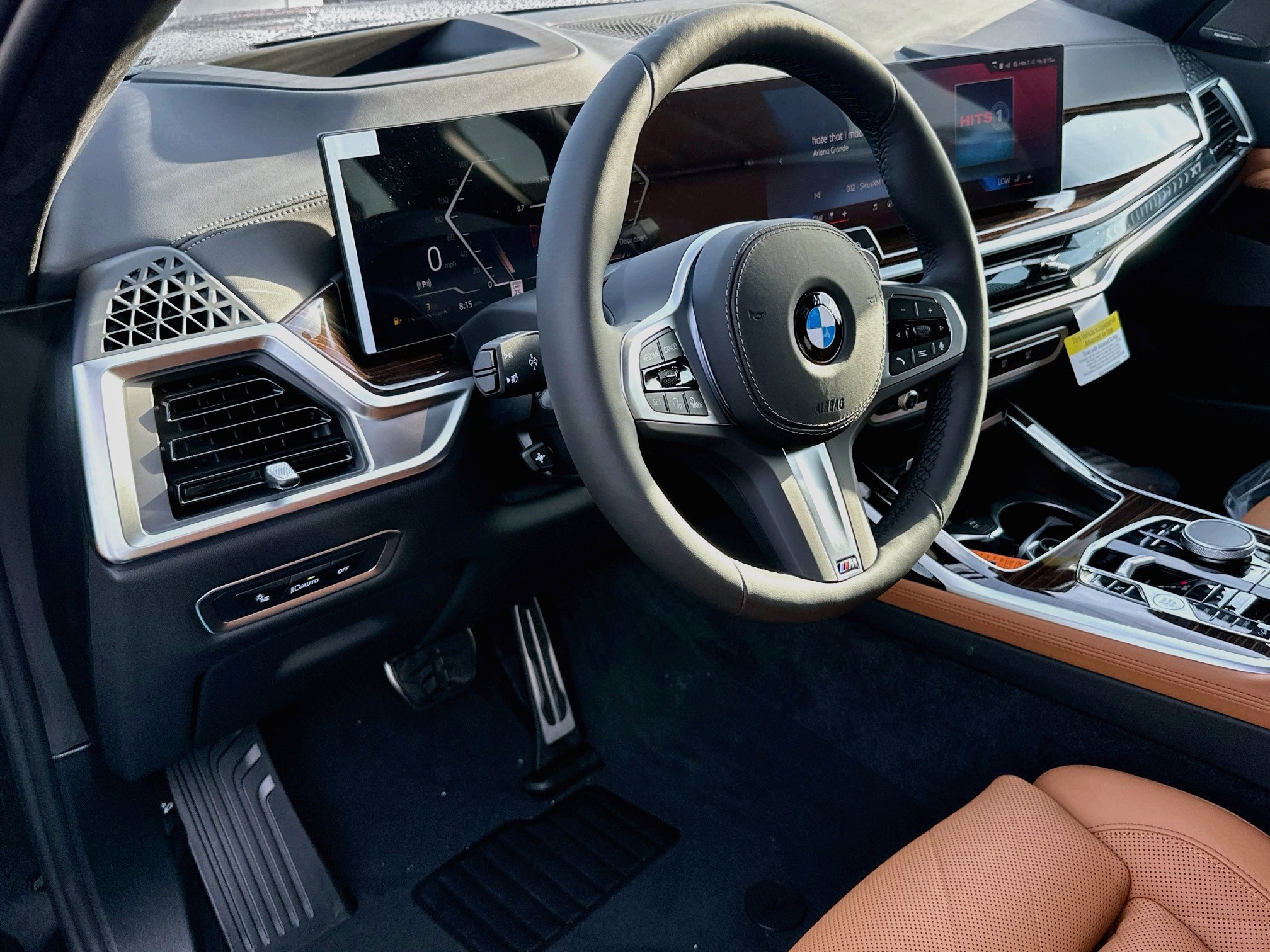 New 2027 BMW X7 xDrive40i w/ M Sport Package AWD/4WD image 5