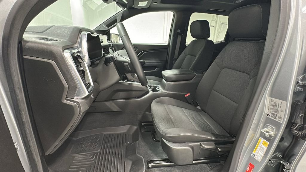 Used 2024 GMC Canyon Elevation w/ Convenience Package image 9