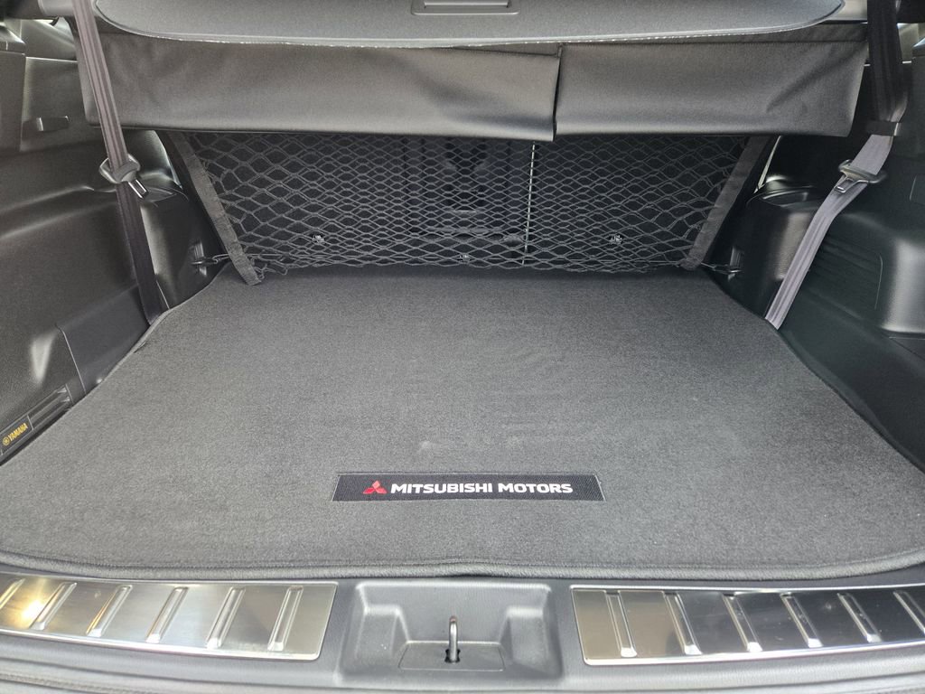 New 2026 Mitsubishi Outlander SE image 23