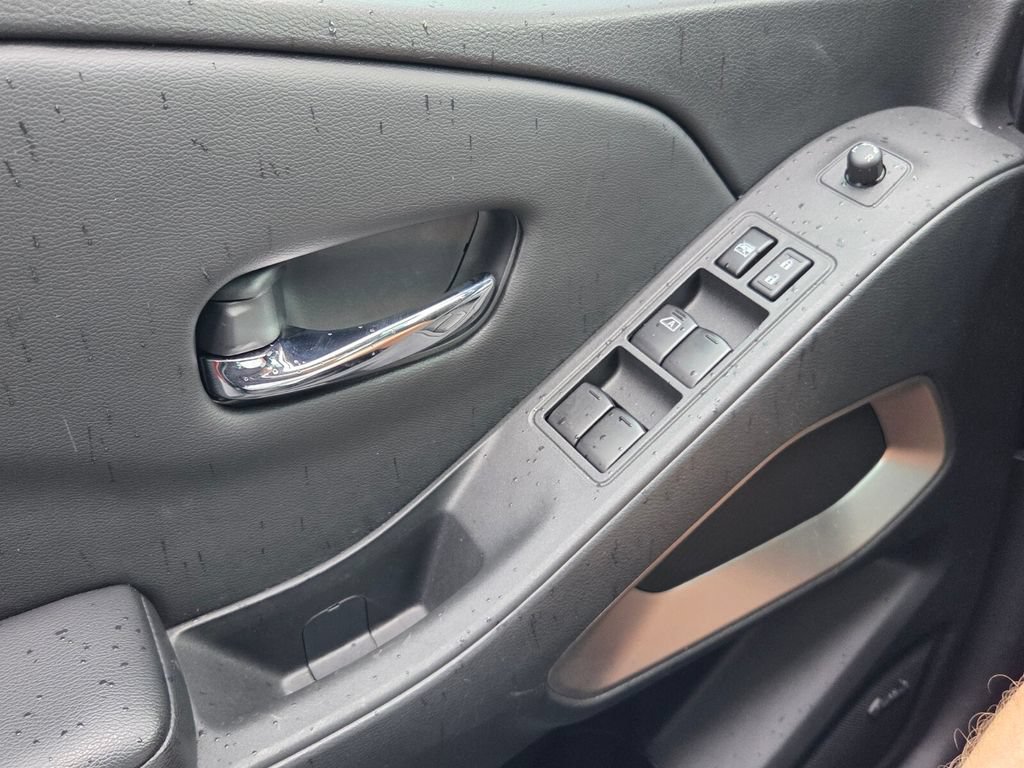 Certified 2025 Nissan Frontier SL AWD/4WD image 27