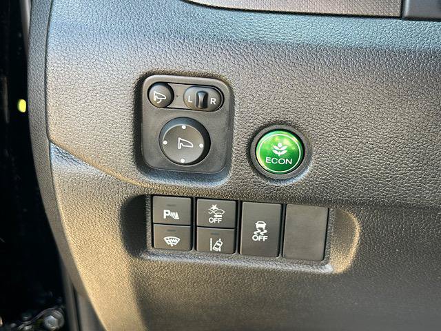 Used 2025 Honda Passport TrailSport image 25
