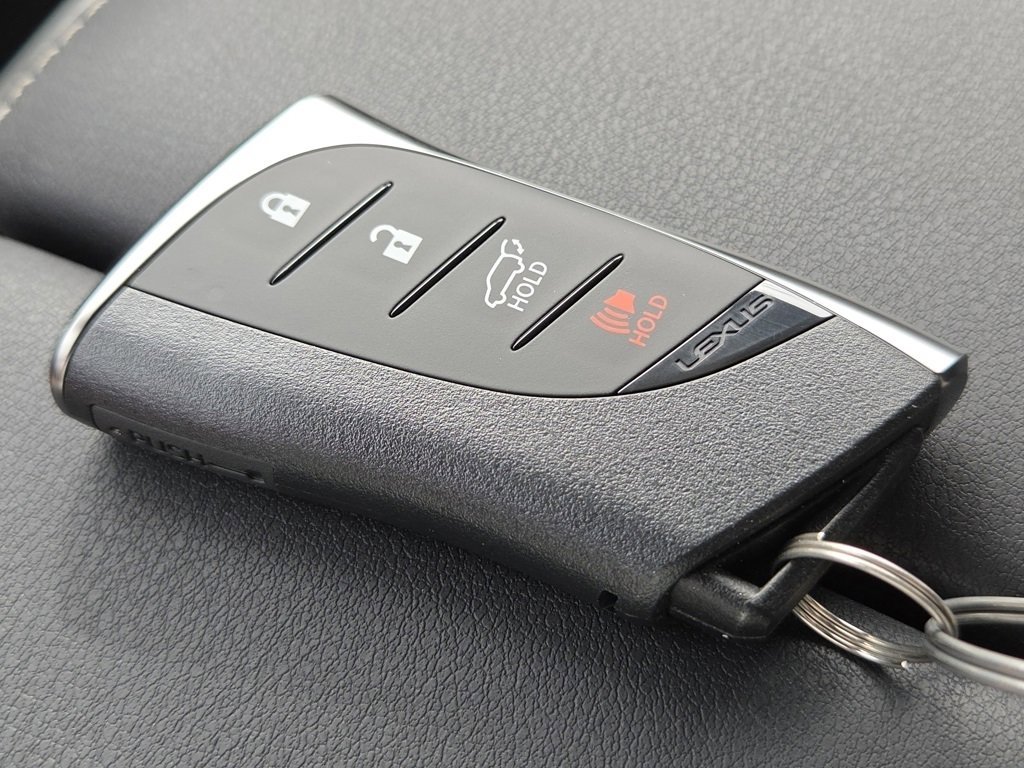 New 2026 Lexus TX 500h AWD image 47