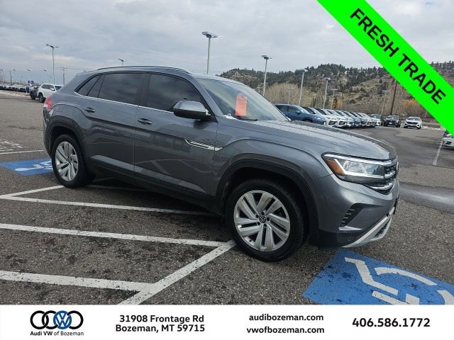 Used 2020 Volkswagen Atlas Cross Sport SE image 2