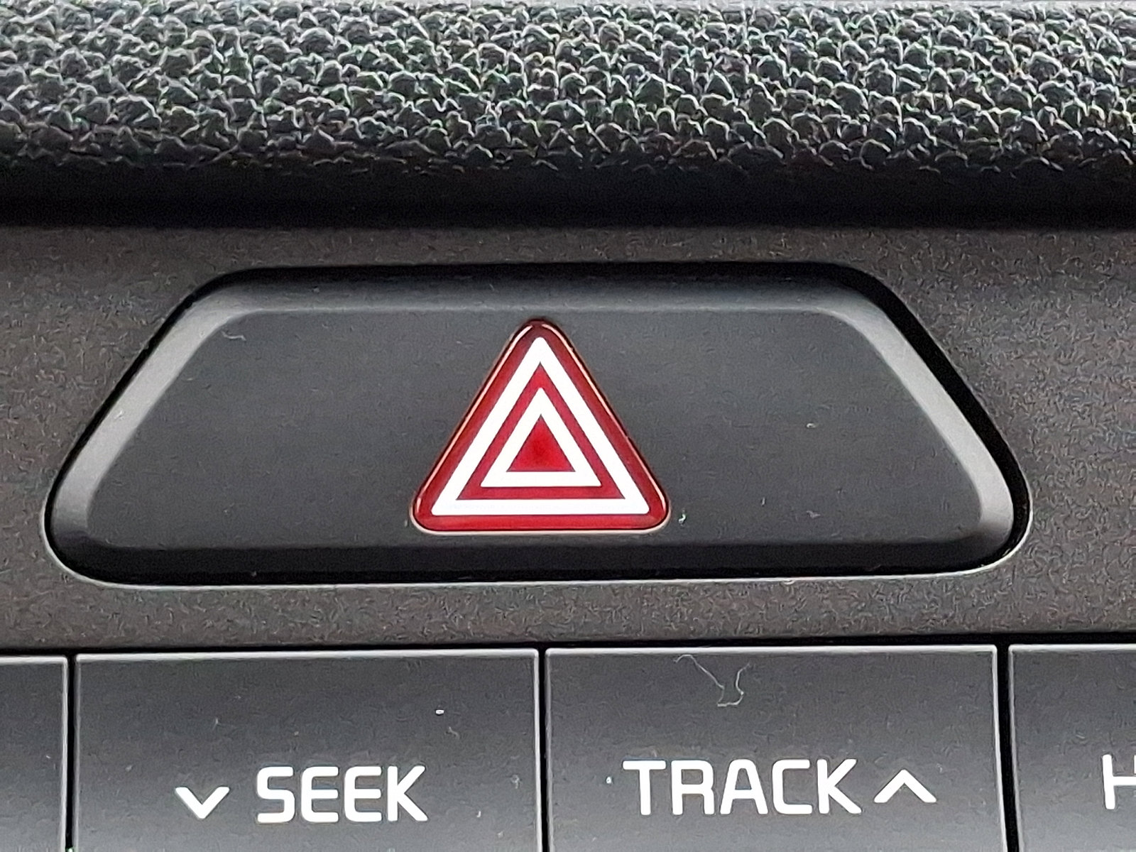 Used 2022 Kia Sportage LX image 25