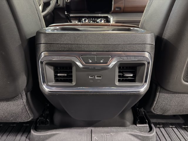 Used 2025 GMC Sierra 1500 Denali Ultimate AWD/4WD image 32