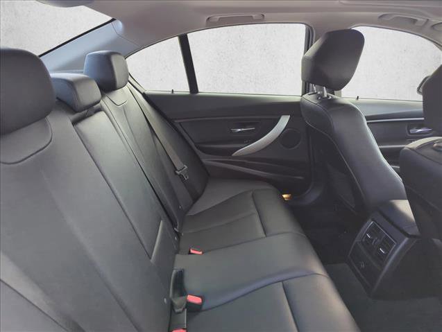 Used 2018 BMW 320i Sedan w/ Convenience Package image 23