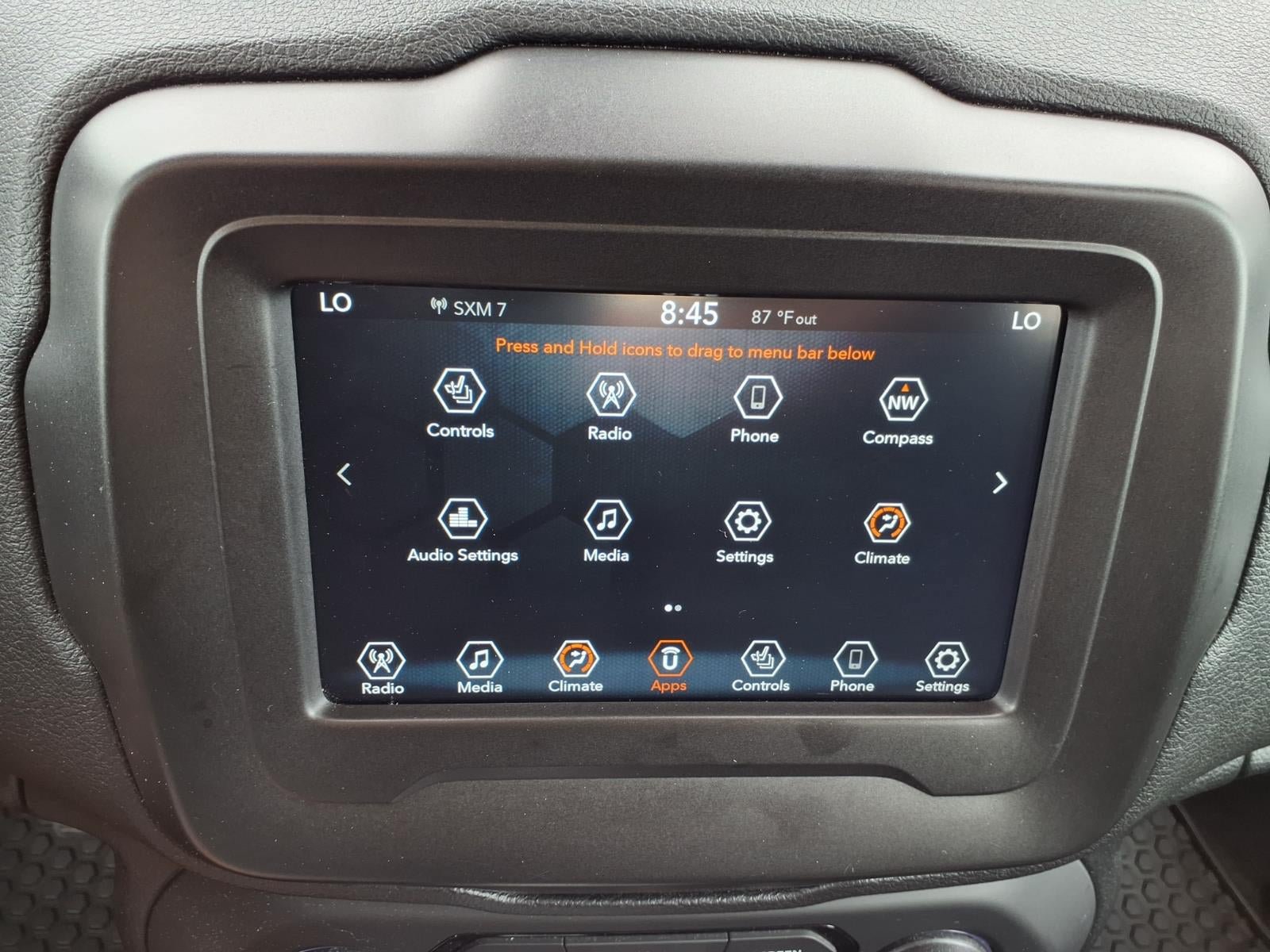 Certified 2019 Jeep Renegade Latitude w/ Cold Weather Group AWD/4WD image 4