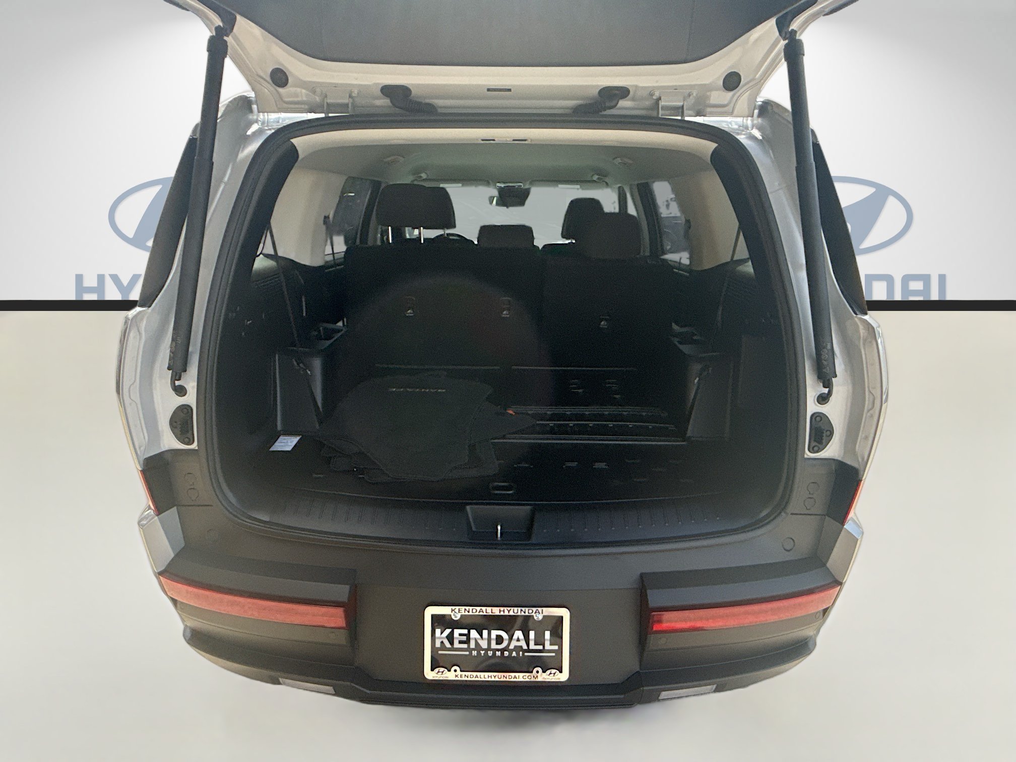 Used 2026 Hyundai Santa Fe SE FWD image 23