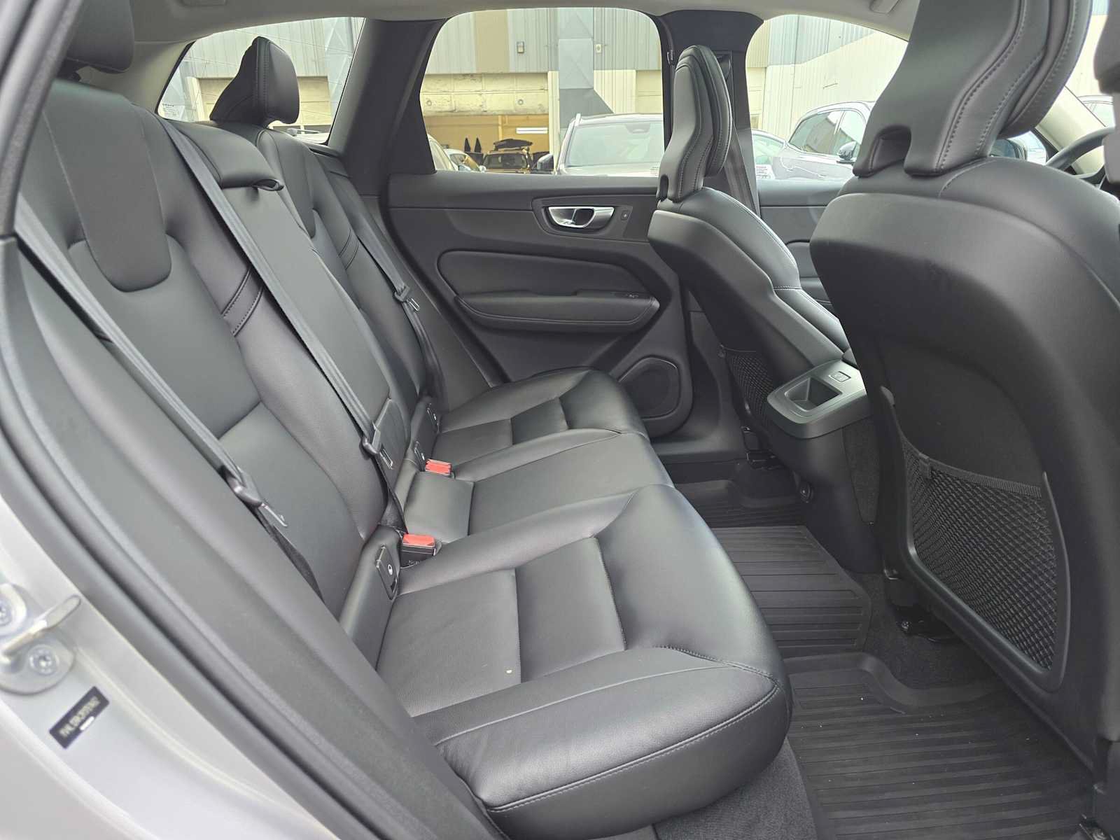 Certified 2024 Volvo XC60 B5 Core w/ Protection Package Premier AWD/4WD image 12