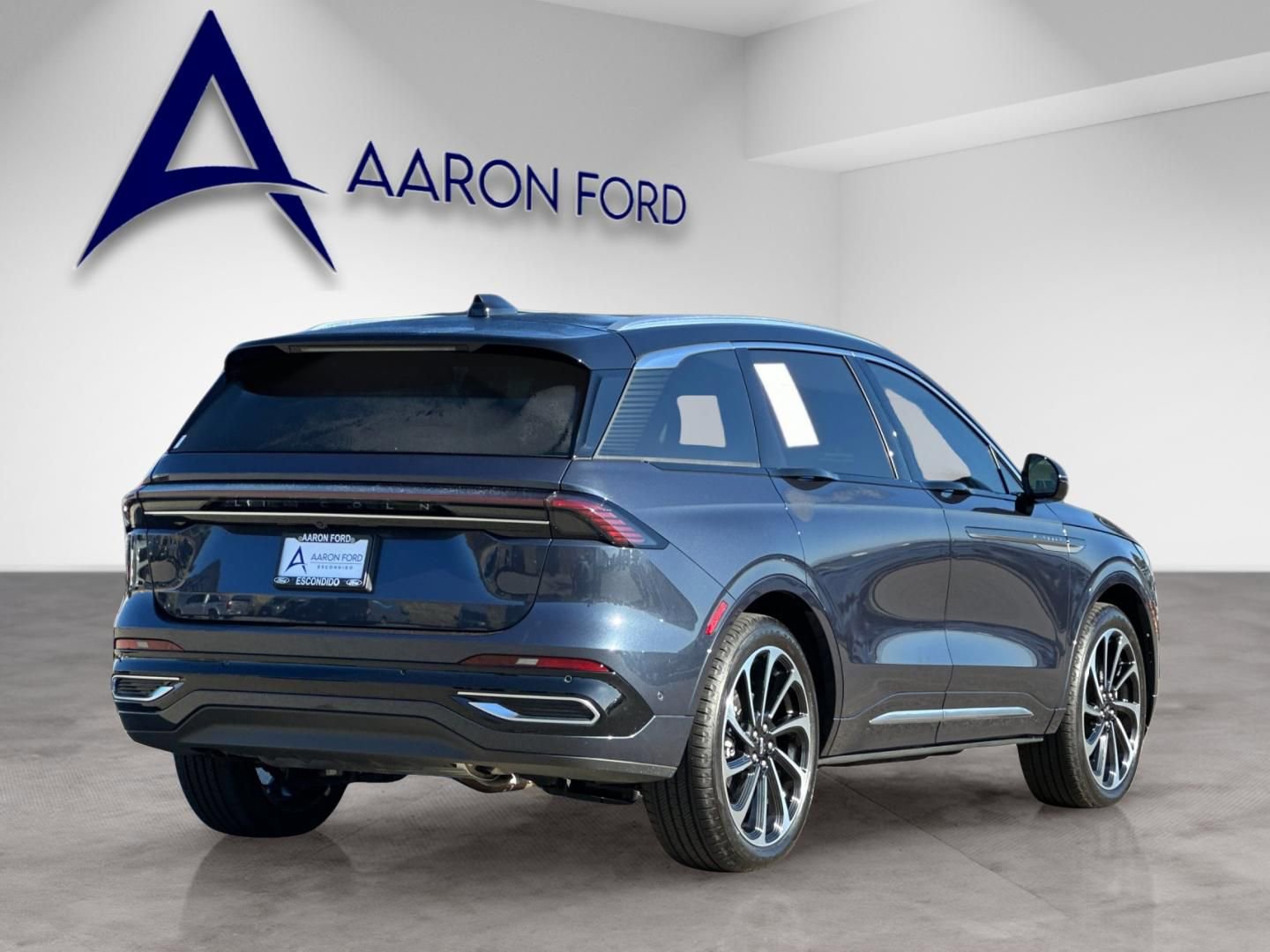 Used 2024 Lincoln Nautilus Black Label AWD/4WD image 6