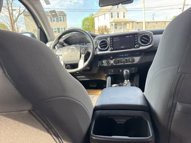 Used 2023 Toyota Tacoma SR5 AWD/4WD image 34